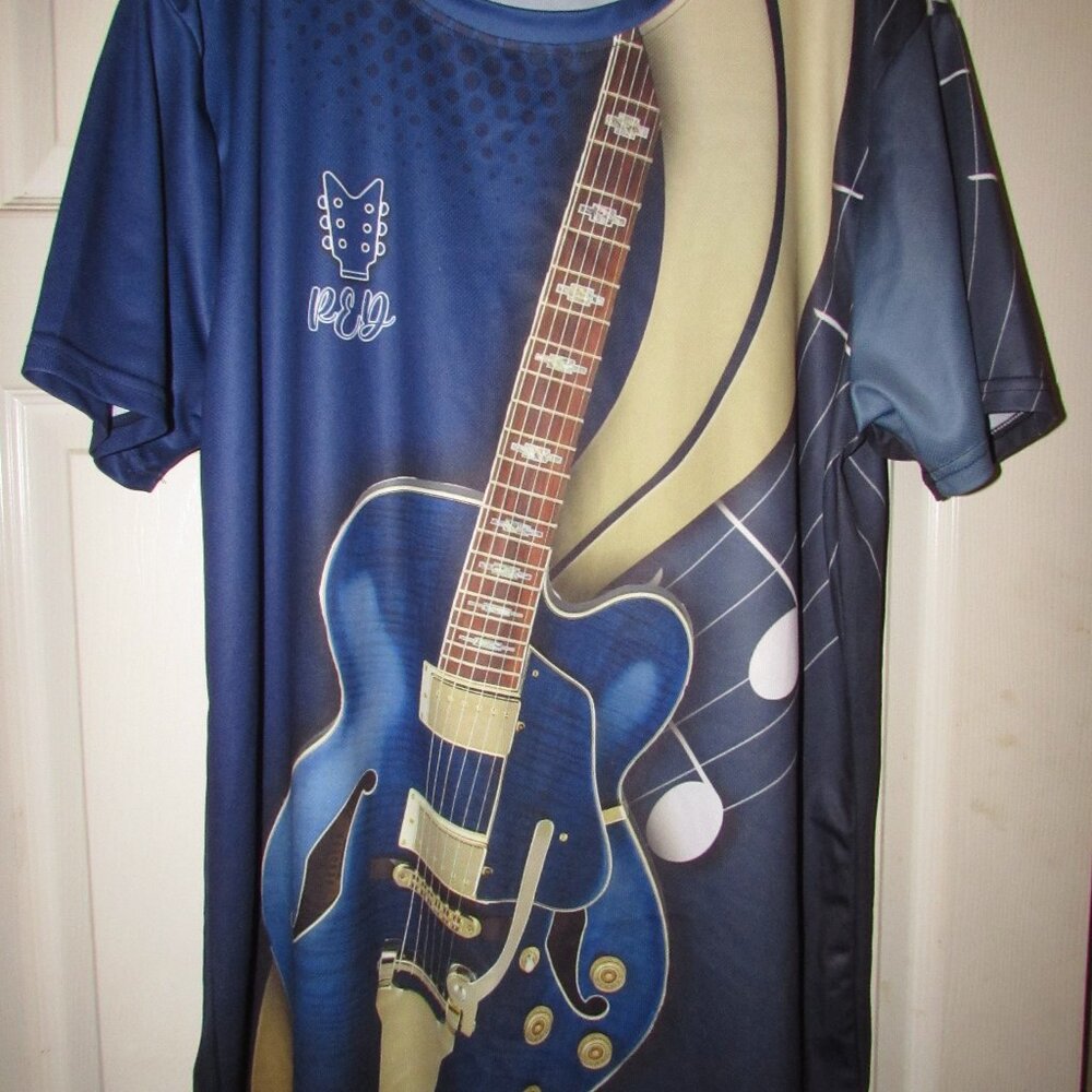 Guitar Graphics REG Shirt Size XL Blue Music Notes